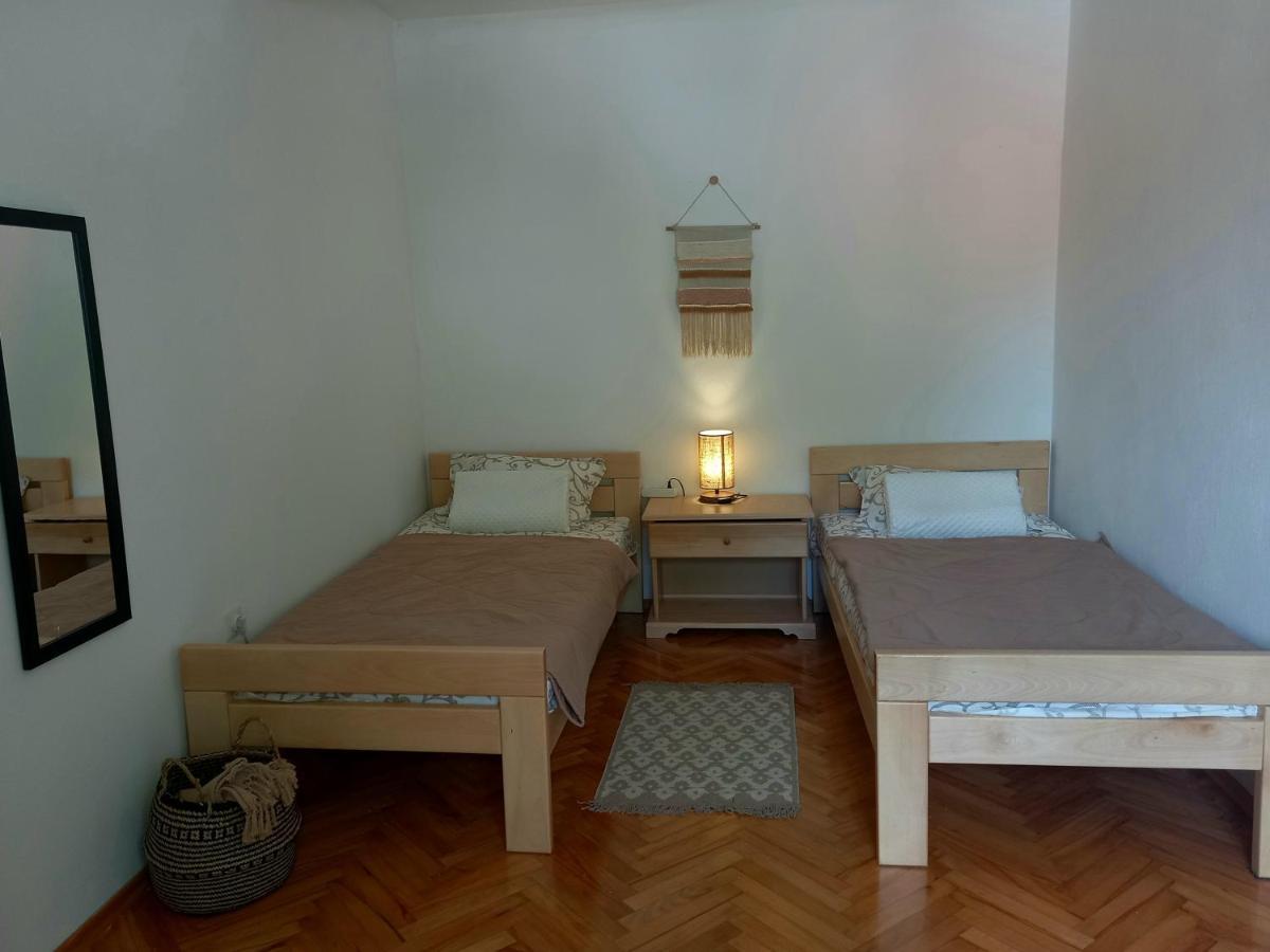 Ugnji-village Holiday home