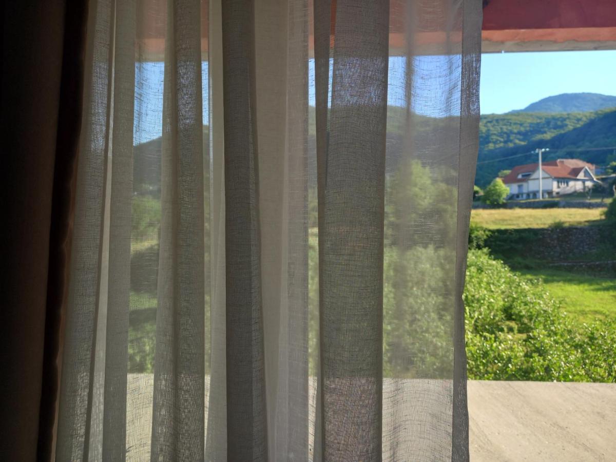 Ugnji-village Cetinje
