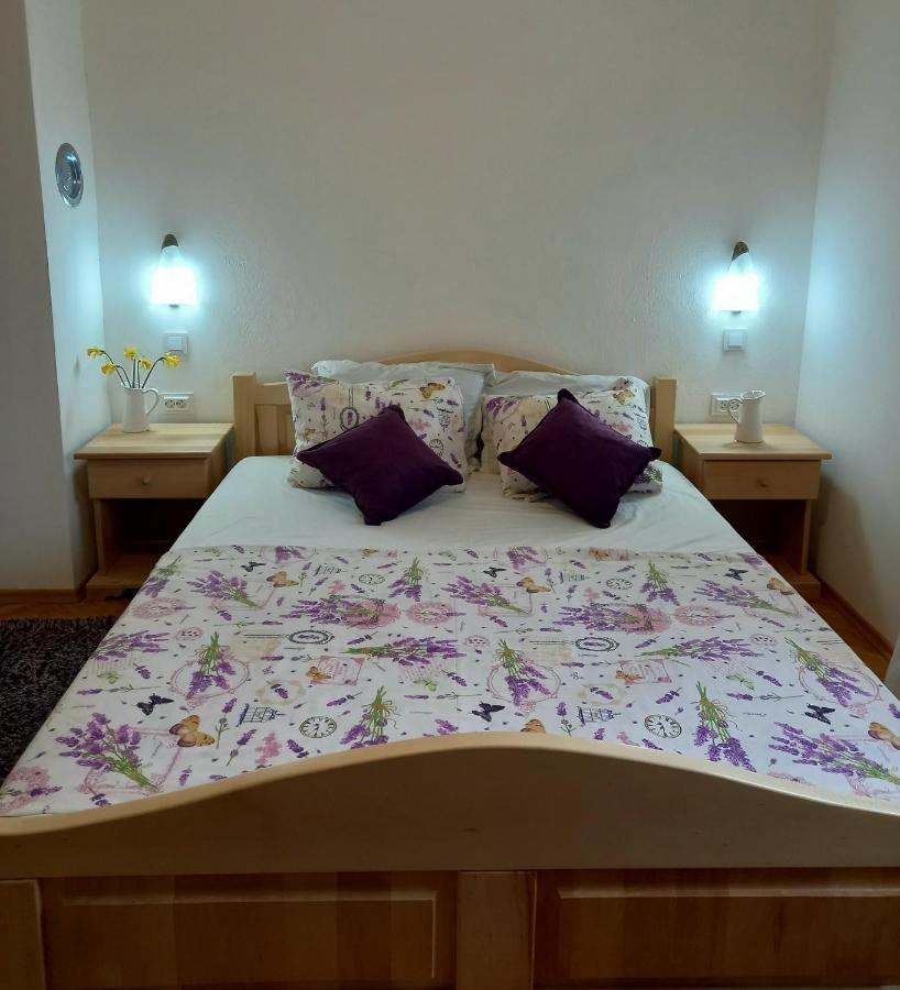 Ugnji-village Holiday home Cetinje