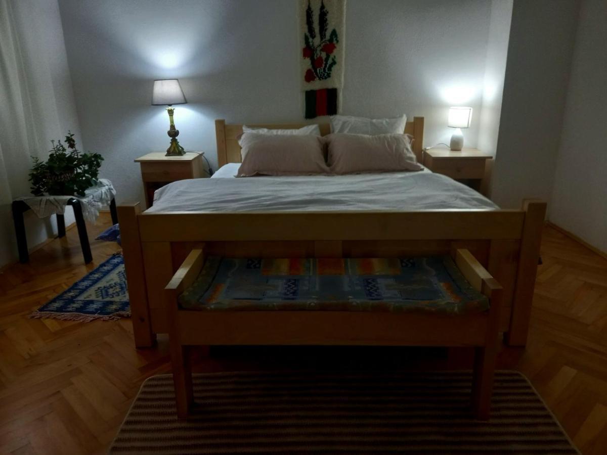 Ugnji-village * Cetinje