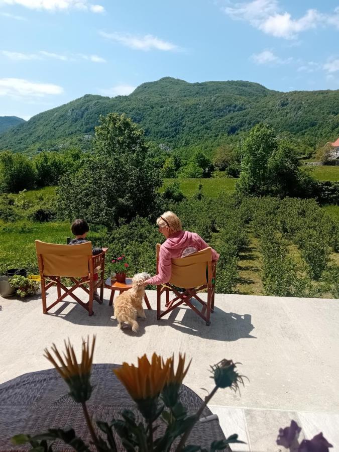 Holiday home Ugnji-village