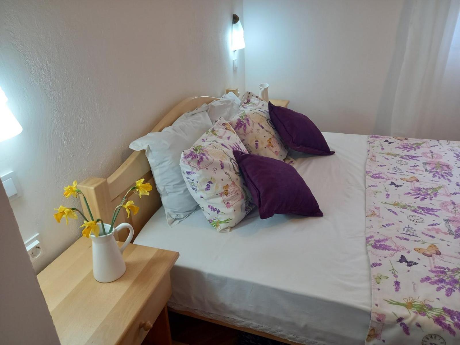 Ugnji-village Holiday home